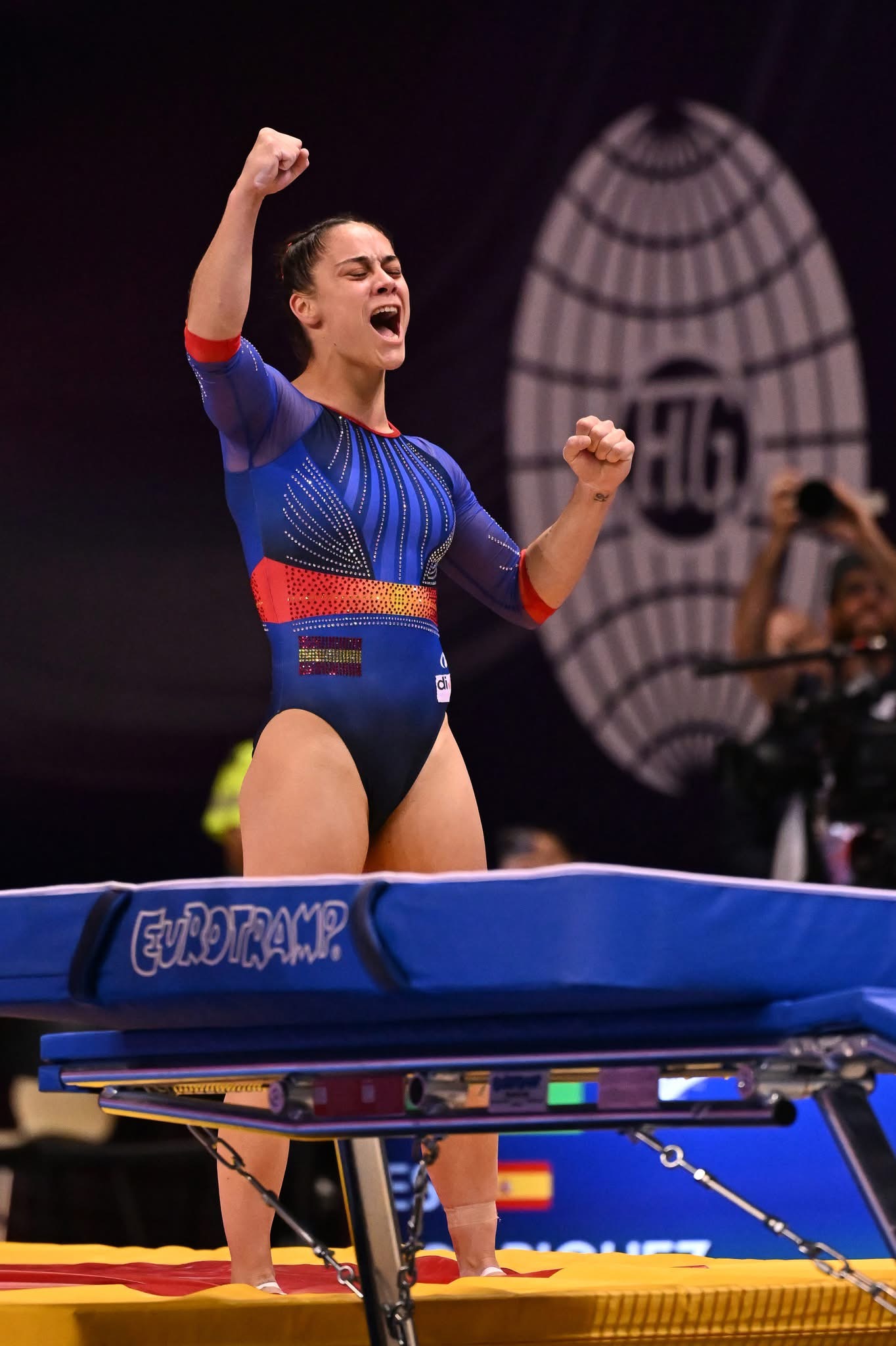 Melania Rodríguez celebrando en el Mundial de Pamplona 2025